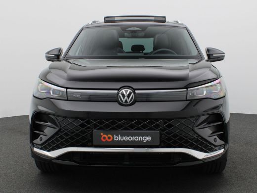 Volkswagen Tiguan 1.5 eHybrid R-Line Edition 272PK DSG Pano-Schuifdak, Leder, Memorystoel, 20" LM Velgen, Trekhaak,... ActivLease financial lease