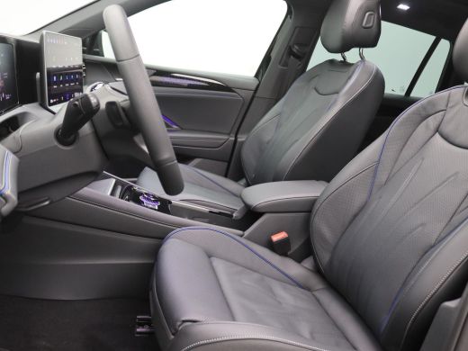 Volkswagen Tiguan 1.5 eHybrid R-Line Edition 272PK DSG Pano-Schuifdak, Leder, Memorystoel, 20" LM Velgen, Trekhaak,... ActivLease financial lease