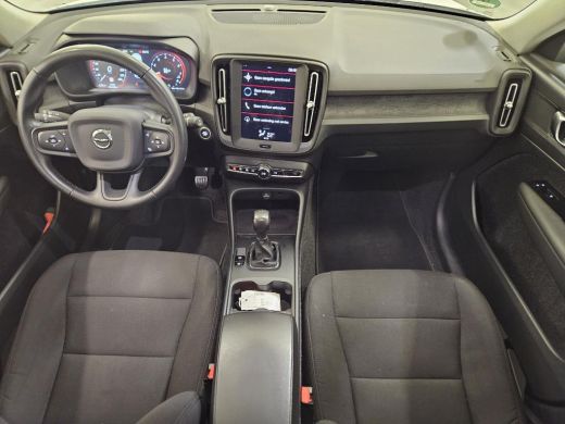 Volvo  XC40 1.5 T2 Momentum Core | LageKM! | LED | Dealer Onderhouden! | KeurigeXC40!! ActivLease financial lease