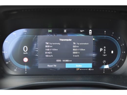 Volvo  XC40 2.0 B4 Plus Dark | HarmanKardon | Trekhaak | Elektrische Stoel met Geheugen | ActivLease financial lease