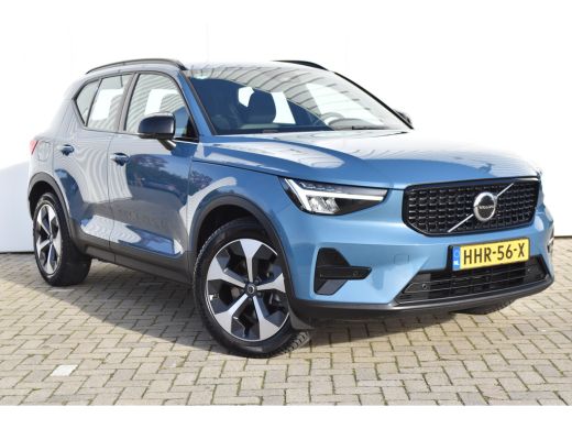Volvo  XC40 2.0 B4 Plus Dark | HarmanKardon | Trekhaak | Elektrische Stoel met Geheugen | ActivLease financial lease
