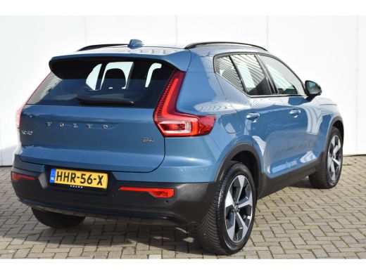 Volvo  XC40 2.0 B4 Plus Dark | HarmanKardon | Trekhaak | Elektrische Stoel met Geheugen | ActivLease financial lease