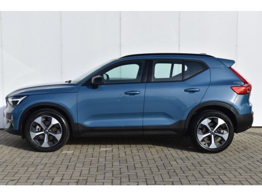 Volvo  XC40 2.0 B4 Plus Dark | HarmanKardon | Trekhaak | Elektrische Stoel met Geheugen | ActivLease financial lease