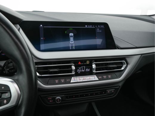 BMW 2 Serie Gran Coupé 218i High Executive Aut. *PANO | FULL-LEATHER | FULL-LED | ADAPTIVE-CRUISE | DIGI-COCK... ActivLease financial lease