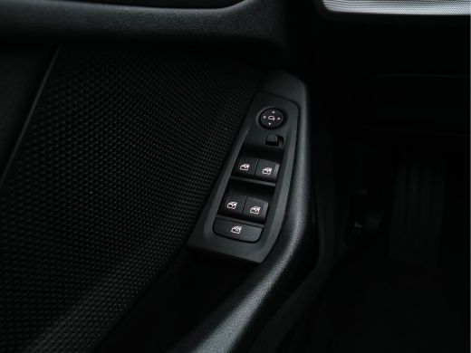 BMW 2 Serie Gran Coupé 218i High Executive Aut. *PANO | FULL-LEATHER | FULL-LED | ADAPTIVE-CRUISE | DIGI-COCK... ActivLease financial lease