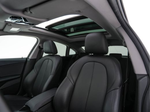 BMW 2 Serie Gran Coupé 218i High Executive Aut. *PANO | FULL-LEATHER | FULL-LED | ADAPTIVE-CRUISE | DIGI-COCK... ActivLease financial lease