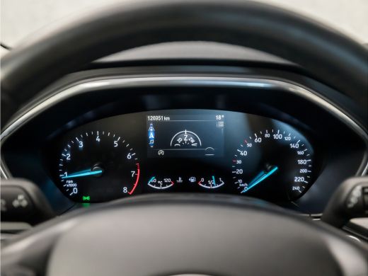 Ford Focus 1.0 EcoBoost Titanium Sport (APPLE CARPLAY, GROOT NAVI, CLIMATE, CAMERA, KEYLESS, LM VELGEN, SPOR... ActivLease financial lease