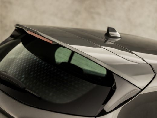 Ford Focus 1.0 EcoBoost Titanium Sport (APPLE CARPLAY, GROOT NAVI, CLIMATE, CAMERA, KEYLESS, LM VELGEN, SPOR... ActivLease financial lease