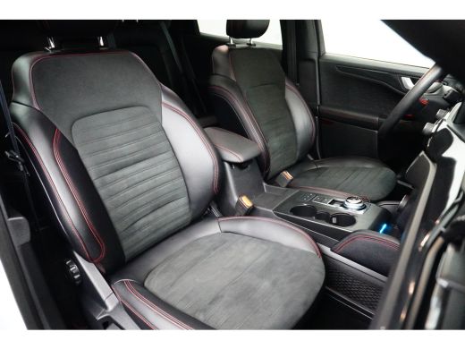 Ford Kuga 2.5 PHEV ST-Line X Panoramadak | El. Trekhaak | LED | Winterpack ActivLease financial lease