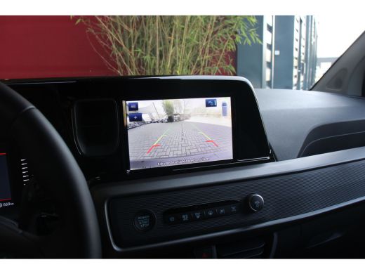 Ford Transit Courier 1.0 EcoBoost Limited Automaat | Camera | Navi | CarPlay | LED | Adaptieve Cruise ActivLease financial lease