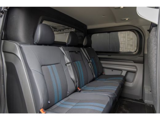 Ford Transit Custom 320 2.5 PHEV L2H1 Sport DC | 6 Zits! | Full options | Wegklapbare trekhaak | Full Matrix LED | Ad... ActivLease financial lease