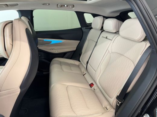 Lynk & Co 08 1.5 More | Achterbank verwarmd | Afwijkende dakkleur | Airco separaat achter ActivLease financial lease