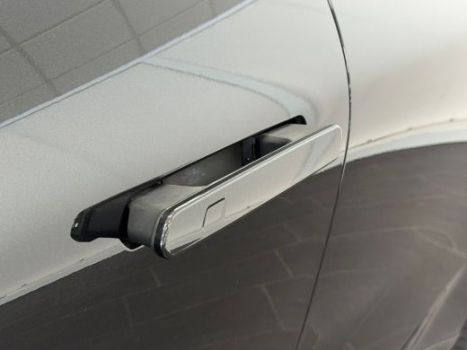 Lynk & Co 08 1.5 More | Achterbank verwarmd | Afwijkende dakkleur | Airco separaat achter ActivLease financial lease