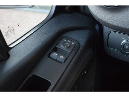 Mercedes-Benz Sprinter 317 1.9 CDI L2H2 RWD | Apple CarPlay | Camera | 18" LM | Side Bars ActivLease financial lease