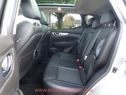 Nissan QASHQAI 1.3 DIG-T TEKNA ACC/KEYLESS/PANODAK/TREKHAAK/360*CAMERA ActivLease financial lease