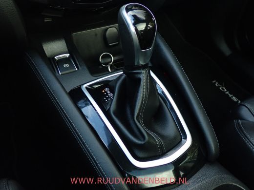 Nissan QASHQAI 1.3 DIG-T TEKNA ACC/KEYLESS/PANODAK/TREKHAAK/360*CAMERA ActivLease financial lease