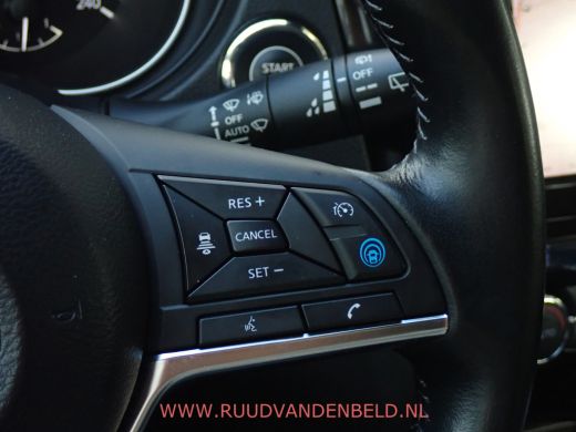 Nissan QASHQAI 1.3 DIG-T TEKNA ACC/KEYLESS/PANODAK/TREKHAAK/360*CAMERA ActivLease financial lease