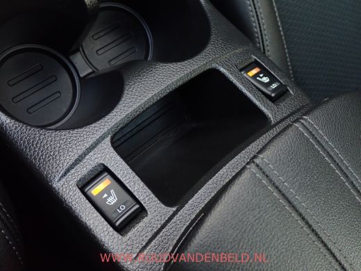 Nissan QASHQAI 1.3 DIG-T TEKNA ACC/KEYLESS/PANODAK/TREKHAAK/360*CAMERA ActivLease financial lease