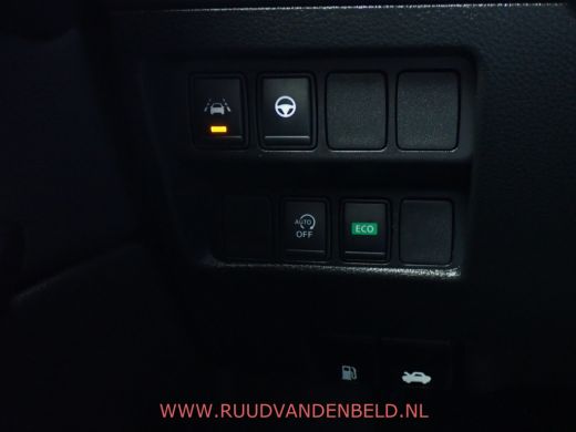 Nissan QASHQAI 1.3 DIG-T TEKNA ACC/KEYLESS/PANODAK/TREKHAAK/360*CAMERA ActivLease financial lease