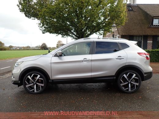 Nissan QASHQAI 1.3 DIG-T TEKNA ACC/KEYLESS/PANODAK/TREKHAAK/360*CAMERA ActivLease financial lease