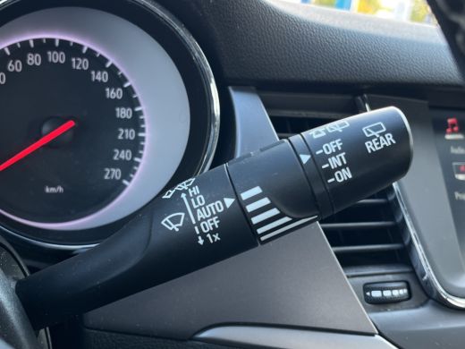 Opel Astra Sports Tourer 1.2 Edition Camera | Climate control | LED | Parkeersensoren voor + Achter | Carpla... ActivLease financial lease