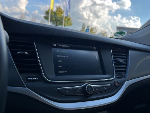Opel Astra Sports Tourer 1.2 Edition Camera | Climate control | LED | Parkeersensoren voor + Achter | Carpla... ActivLease financial lease