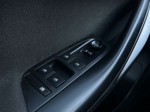 Opel Astra Sports Tourer 1.2 Edition Camera | Climate control | LED | Parkeersensoren voor + Achter | Carpla... ActivLease financial lease