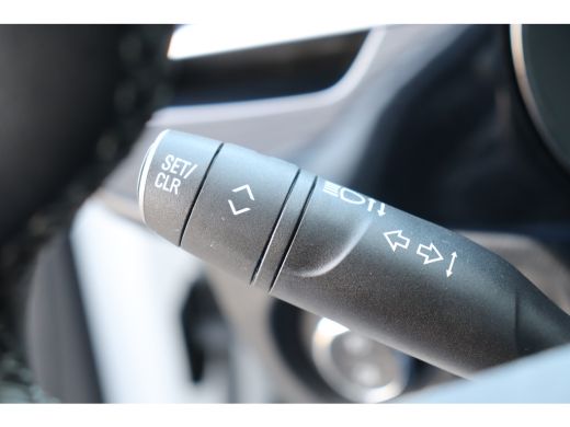 Opel Corsa 1.2 TURBO 100PK 5-DRS ELEGANCE GS-LINE / NAVI / LEDER / CLIMA / LED / PDC / 17" LMV / UNIEK / CAM... ActivLease financial lease