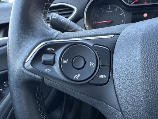 Opel Crossland 1.2 110PK Turbo Elegance | TREKHAAK| AGR-COMFORTSTOEL| NAVIGATIE| CAMERA| PARKEERSENSOREN V+A| CR... ActivLease financial lease