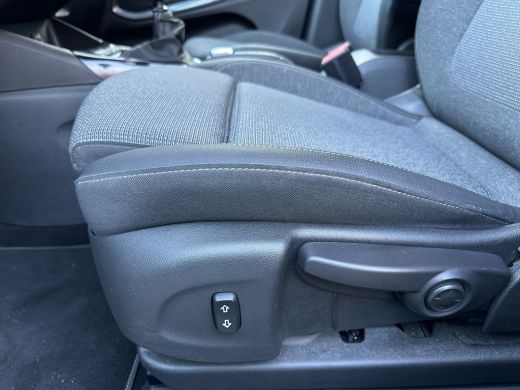 Opel Crossland 1.2 110PK Turbo Elegance | TREKHAAK| AGR-COMFORTSTOEL| NAVIGATIE| CAMERA| PARKEERSENSOREN V+A| CR... ActivLease financial lease