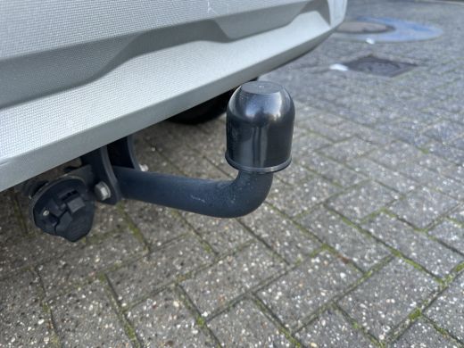 Opel Crossland 1.2 110PK Turbo Elegance | TREKHAAK| AGR-COMFORTSTOEL| NAVIGATIE| CAMERA| PARKEERSENSOREN V+A| CR... ActivLease financial lease