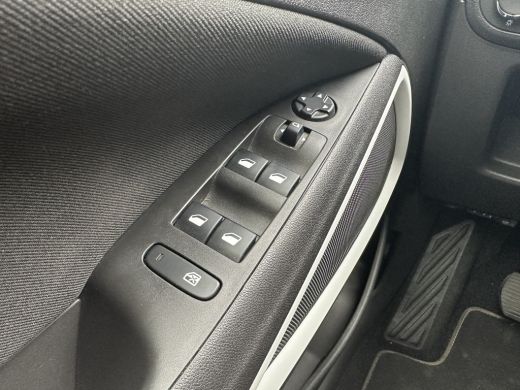 Opel Crossland X 1.2 110PK Turbo Edition 2020 | 1E EIGENAAR| NAVIGATIE| PARKEERSENSOREN| CRUISE CONTROL| DAB| ActivLease financial lease