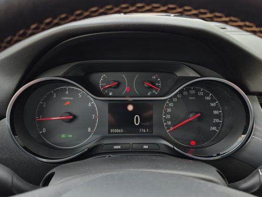 Opel Crossland X 1.2 Turbo Innovation Full map navigatie | LED | Carplay/android auto | Parkeersensoren | ActivLease financial lease