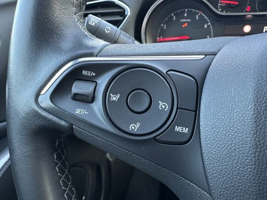 Opel Grandland X 1.2 130PK Turbo Business Executive AUTOMAAT | TREKHAAK| AGR-COMFORTSTOELEN| NAVIGATIE| CAMERA| PA... ActivLease financial lease