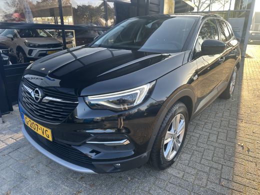 Opel Grandland X 1.2 130PK Turbo Business Executive AUTOMAAT | TREKHAAK| AGR-COMFORTSTOELEN| NAVIGATIE| CAMERA| PA... ActivLease financial lease