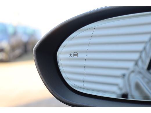 Opel Insignia Grand Sport 1.5 TURBO 165PK INNOVATION+ OPC-LINE AUTOMAAT / NAVI / LEDER / CLIMA / LED / AGR / PD... ActivLease financial lease