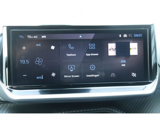 Peugeot 2008 1.2 HYBRID 136PK ALLURE AUTOMAAT / NAVI / LEDER / CLIMA / LED / PDC / 17" LMV / CRUISECONTROL / 1... ActivLease financial lease