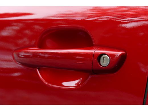 Peugeot 2008 1.2 HYBRID 136PK GT AUTOMAAT / NAVI / CLIMA / PDC / 17"LMV / CAMERA / KEYLESS / FULL-LED / BLUETO... ActivLease financial lease