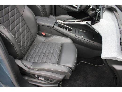 Peugeot 3008 1.2 Hybrid 136 GT | Automaat | Navigatie | Camera | Panorama/schuifdak | Lederen bekleding | ActivLease financial lease