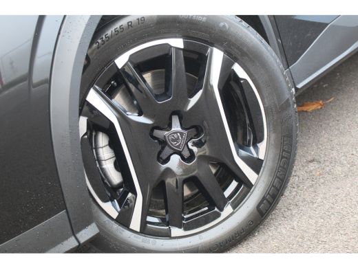Peugeot e-3008 Allure Avantage 210 73 kWh | Camera | Keyless | Carplay | Navi | Cruise | 19" LMV | Privacy Glass... ActivLease financial lease