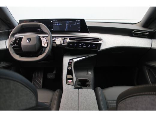 Peugeot e-3008 Allure Avantage 210 73 kWh | Camera | Keyless | Carplay | Navi | Cruise | 19" LMV | Privacy Glass... ActivLease financial lease