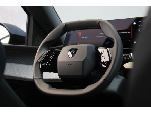 Peugeot e-3008 Allure Avantage 210 73 kWh | Camera | Keyless | Carplay | Navi | Cruise | 19" LMV | Privacy Glass... ActivLease financial lease