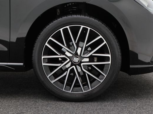 Seat Ibiza 1.0 EcoTSi 4.OH! Edition | Digitaal Dashboard | Stoelverwarming | CarPlay | Parkeersensoren | LED... ActivLease financial lease