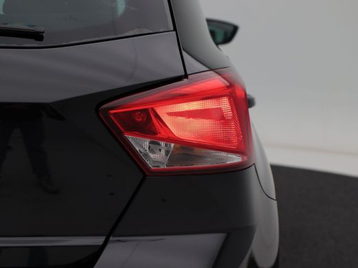 Seat Ibiza 1.0 EcoTSi 4.OH! Edition | Digitaal Dashboard | Stoelverwarming | CarPlay | Parkeersensoren | LED... ActivLease financial lease