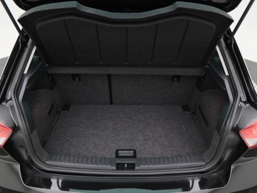 Seat Ibiza 1.0 EcoTSi 4.OH! Edition | Digitaal Dashboard | Stoelverwarming | CarPlay | Parkeersensoren | LED... ActivLease financial lease