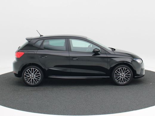 Seat Ibiza 1.0 EcoTSi 4.OH! Edition | Digitaal Dashboard | Stoelverwarming | CarPlay | Parkeersensoren | LED... ActivLease financial lease