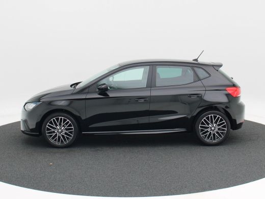 Seat Ibiza 1.0 EcoTSi 4.OH! Edition | Digitaal Dashboard | Stoelverwarming | CarPlay | Parkeersensoren | LED... ActivLease financial lease