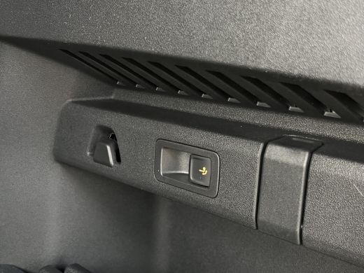 Skoda Elroq 60 Business Edition - Tour | 17% Bijtelling | Trekhaak | 20'' Velgen | Business upgrade pakket - ... ActivLease financial lease