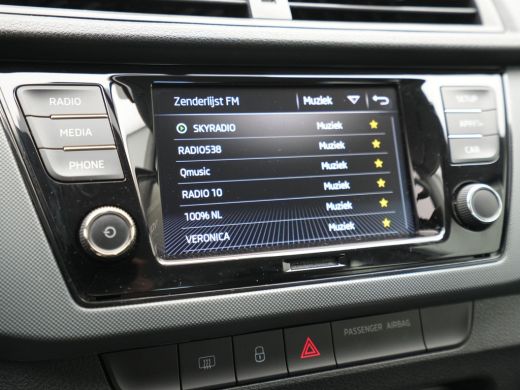 Skoda Fabia 1.0 75pk Active Airco Cruise Bluetooth 218 ActivLease financial lease