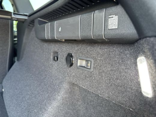 Skoda Kodiaq 1.5 TSI PHEV Sportline Business | 204Pk | 20Inch | Pano Dak | Trekhaak | Matrix LED | LED Strip i... ActivLease financial lease